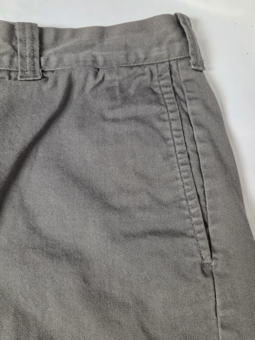 J. Crew Men’s Slate Gray Flat-Front‎ Shorts Flex 34W